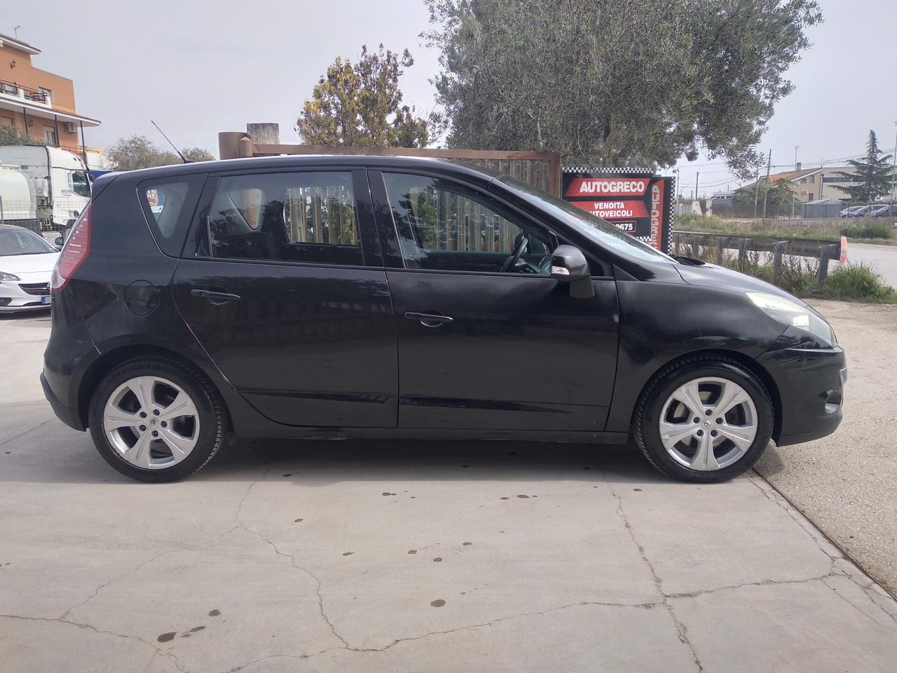 Renault Scenic Scénic X-Mod 1.5 dCi 110CV Luxe