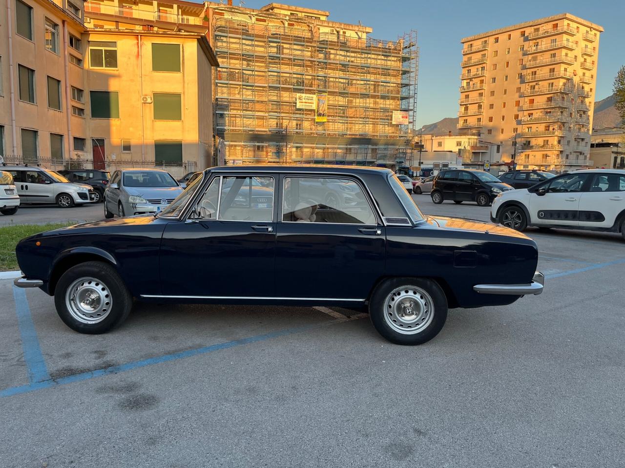Alfa Romeo 2000 berlina
