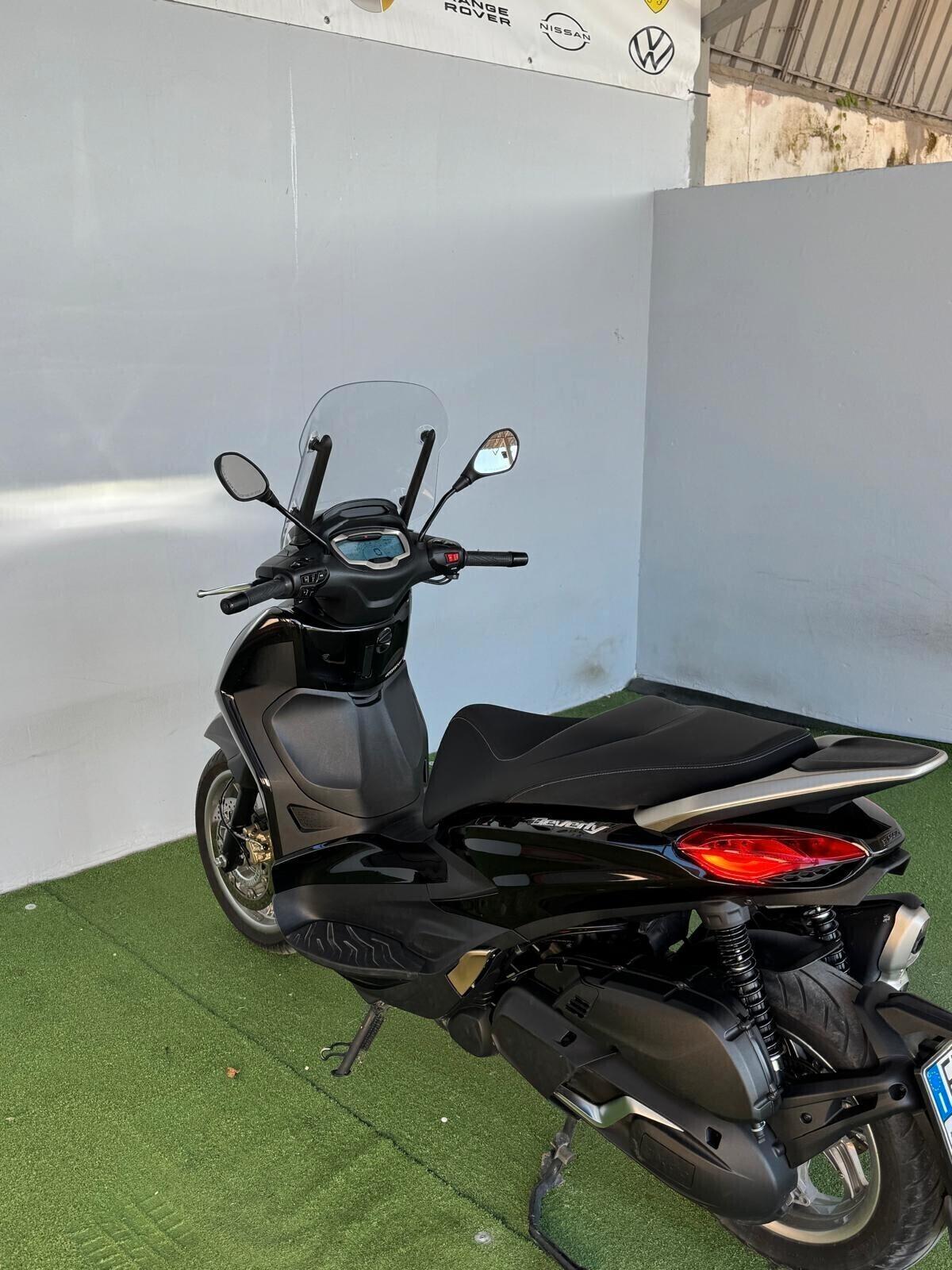Piaggio Beverly 400
