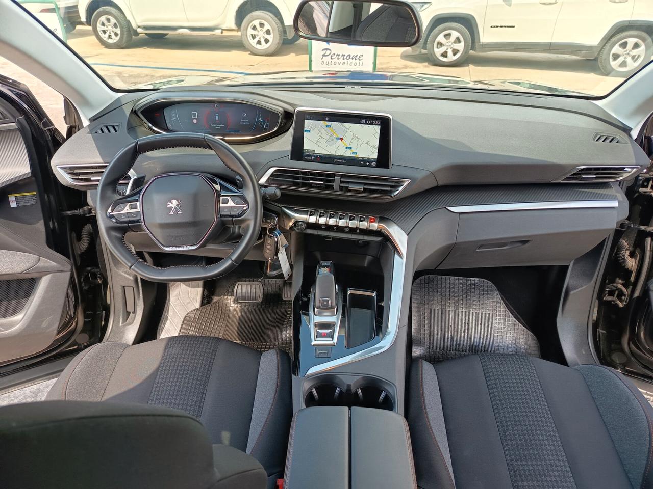 Peugeot 3008 BlueHDi 130 S&S EAT8 Business