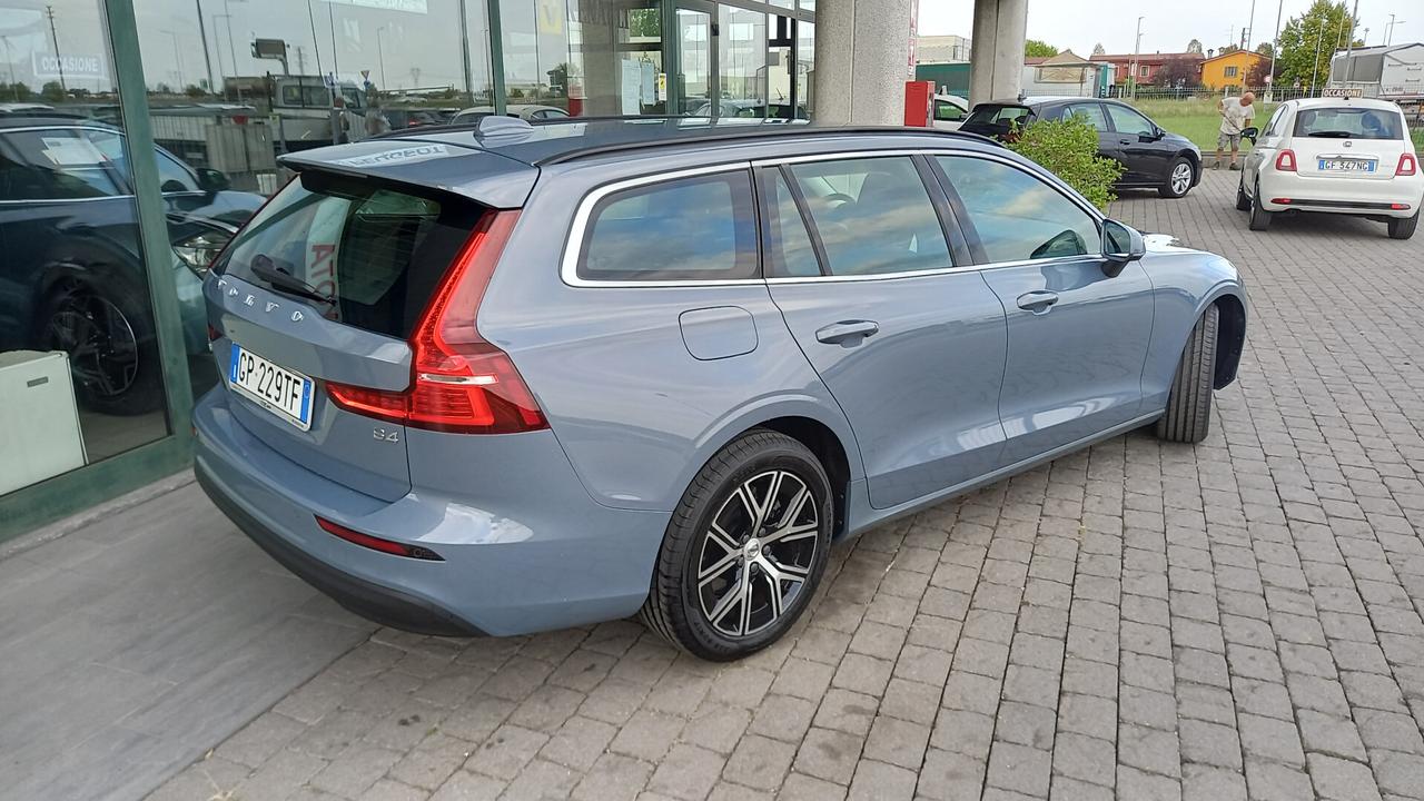 Volvo V60 B4 (d) automatico Core