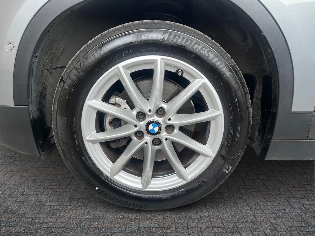 BMW X2 sdrive18i Advantage 136cv auto