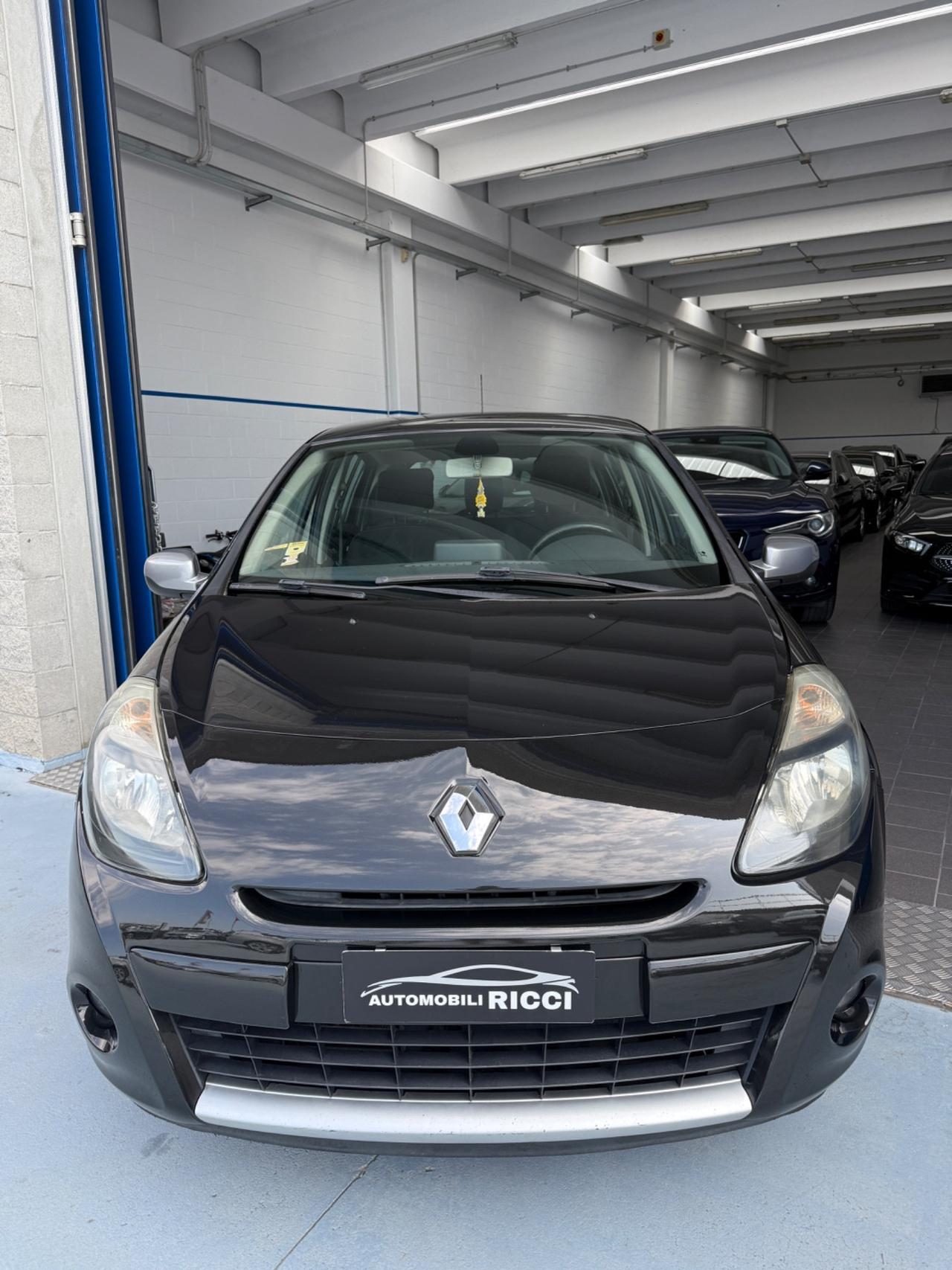 Renault Clio 1.5 dCi 75CV 5 porte Neopatentati