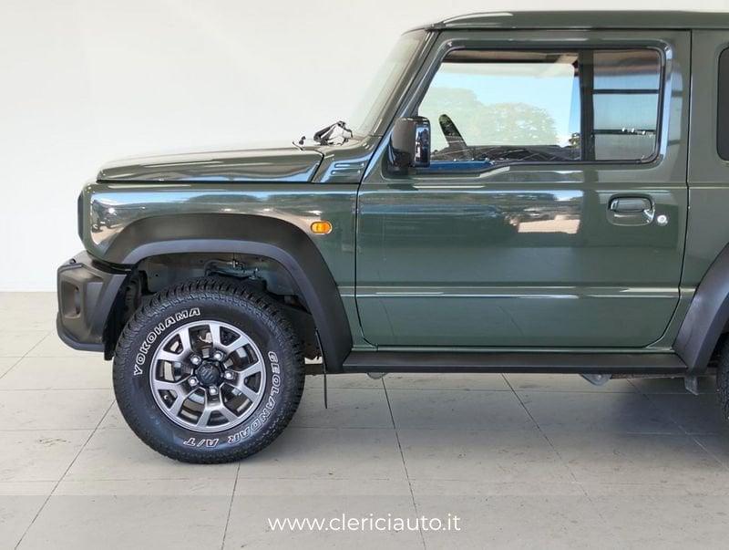 Suzuki Jimny 1.5 5MT Top