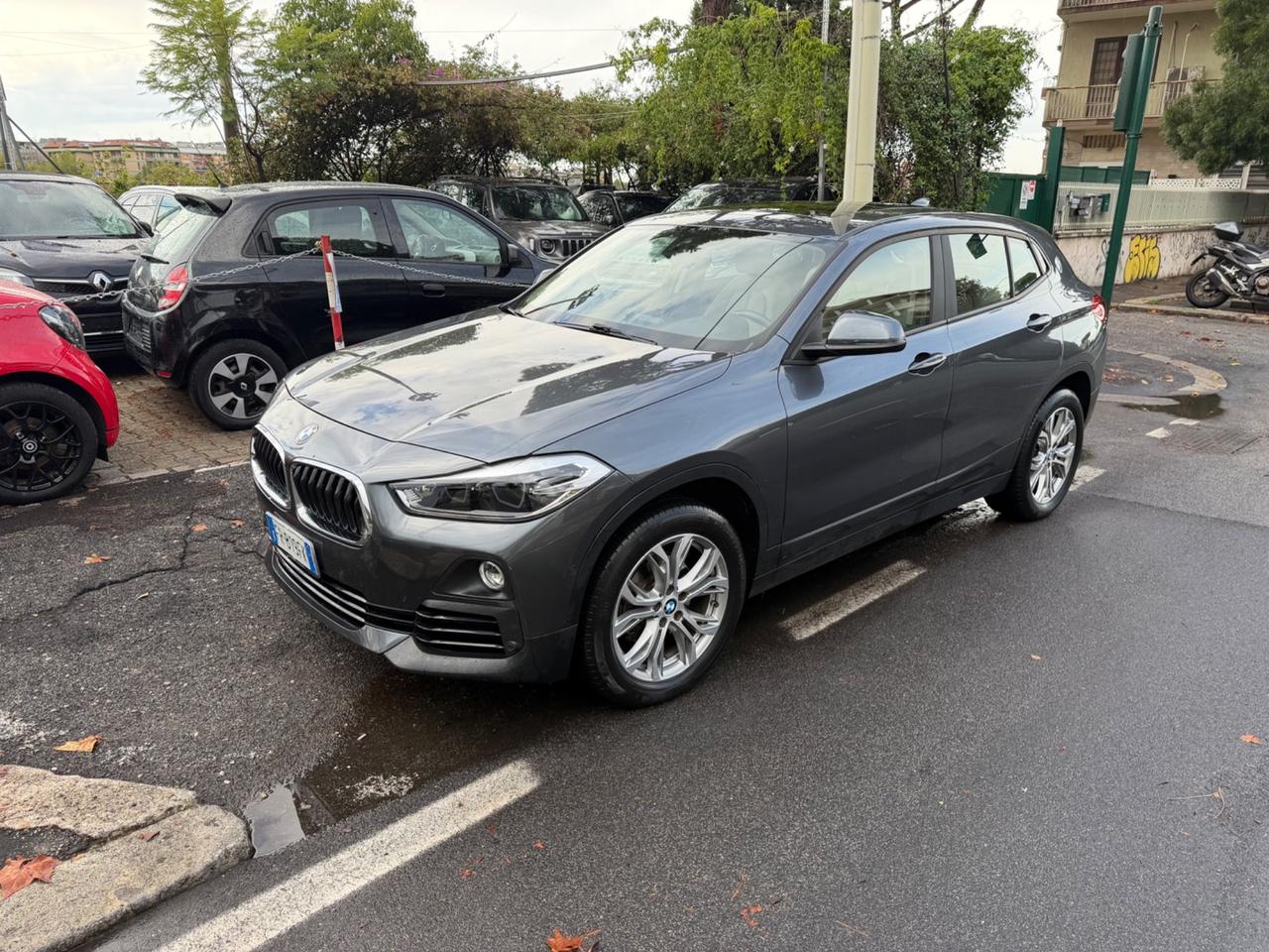 Bmw X2 sDrive18d Business Tetto Cambio Manuale Pelle Pack luci