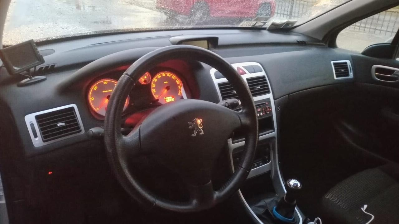 Peugeot 307 1.6 HDI 16V FAP. SW 2008