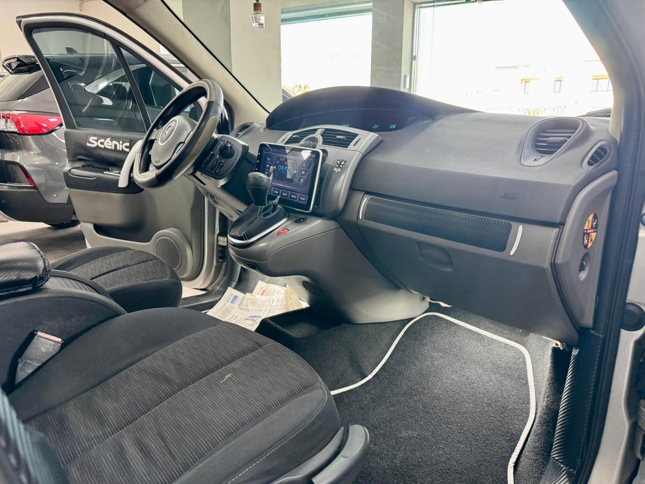 Renault Scenic 1.9 dCi 130CV EDC Dynamique