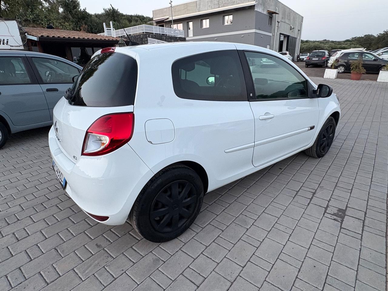Renault Clio 1.5 dCi 75CV 25th Dynamique