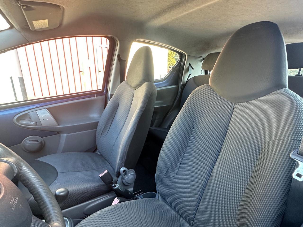 Toyota Aygo 1.0 12V VVT-i 5 porte Sol