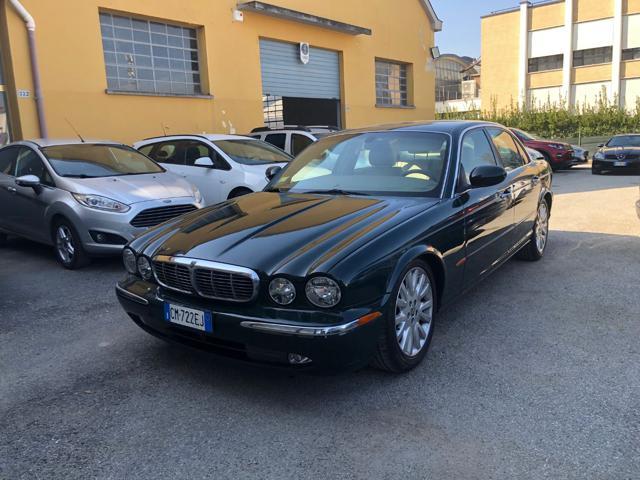 JAGUAR XJ8 3.5 V8 cat Executive