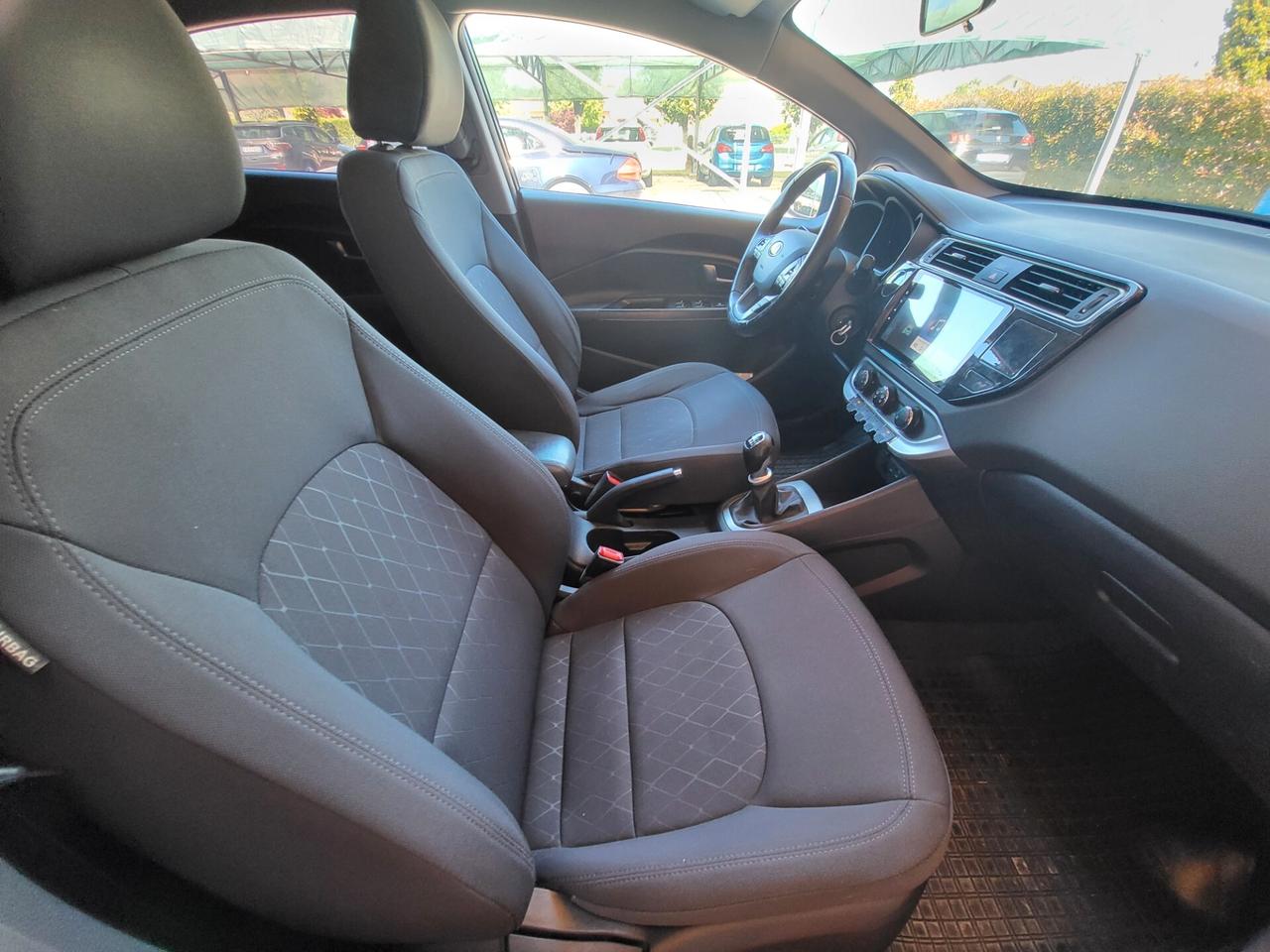 Kia Rio 1.1 CRDi 5p. Cool