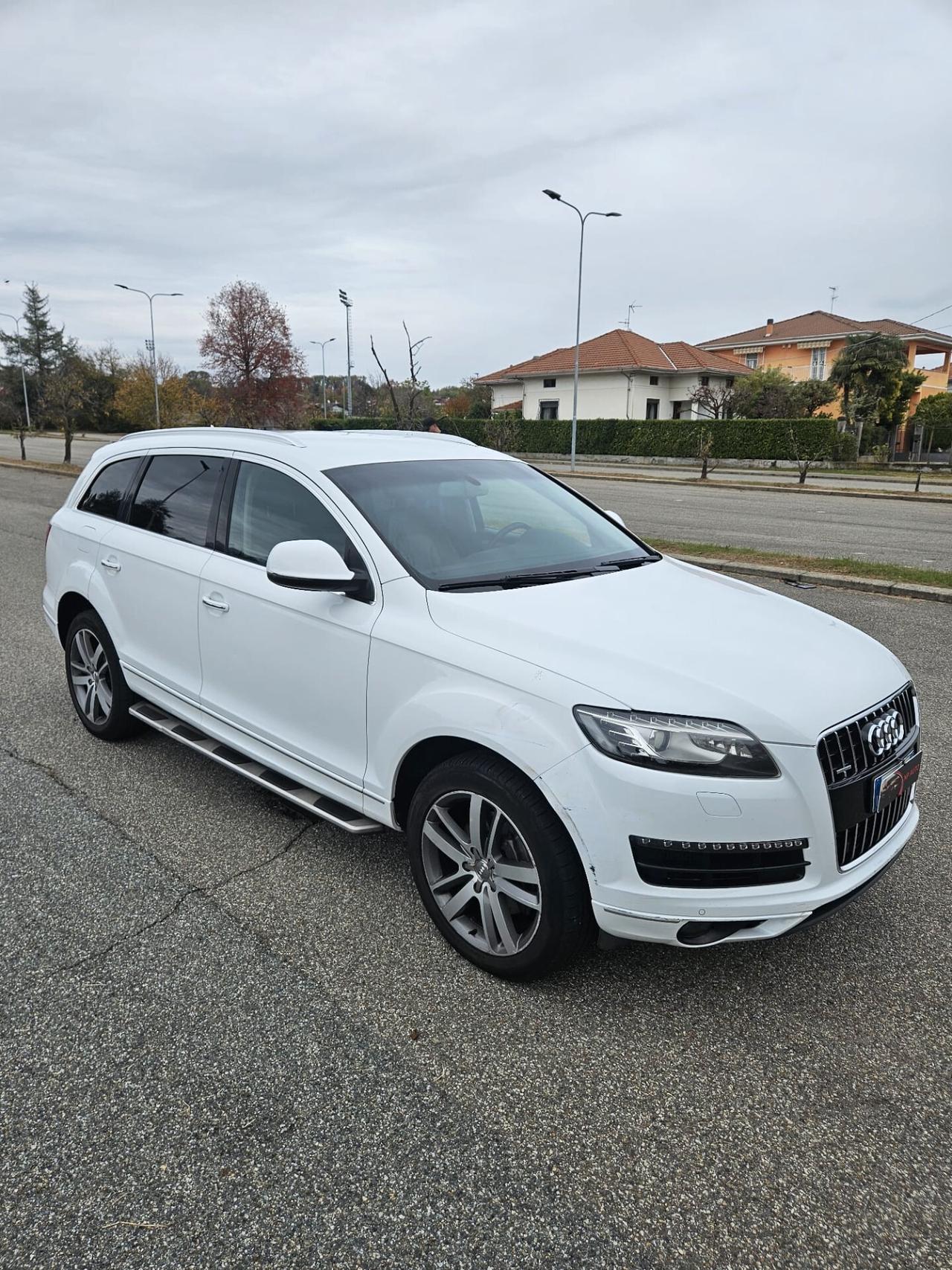 Audi Q7 3.0 V6 TDI quattro tiptronic
