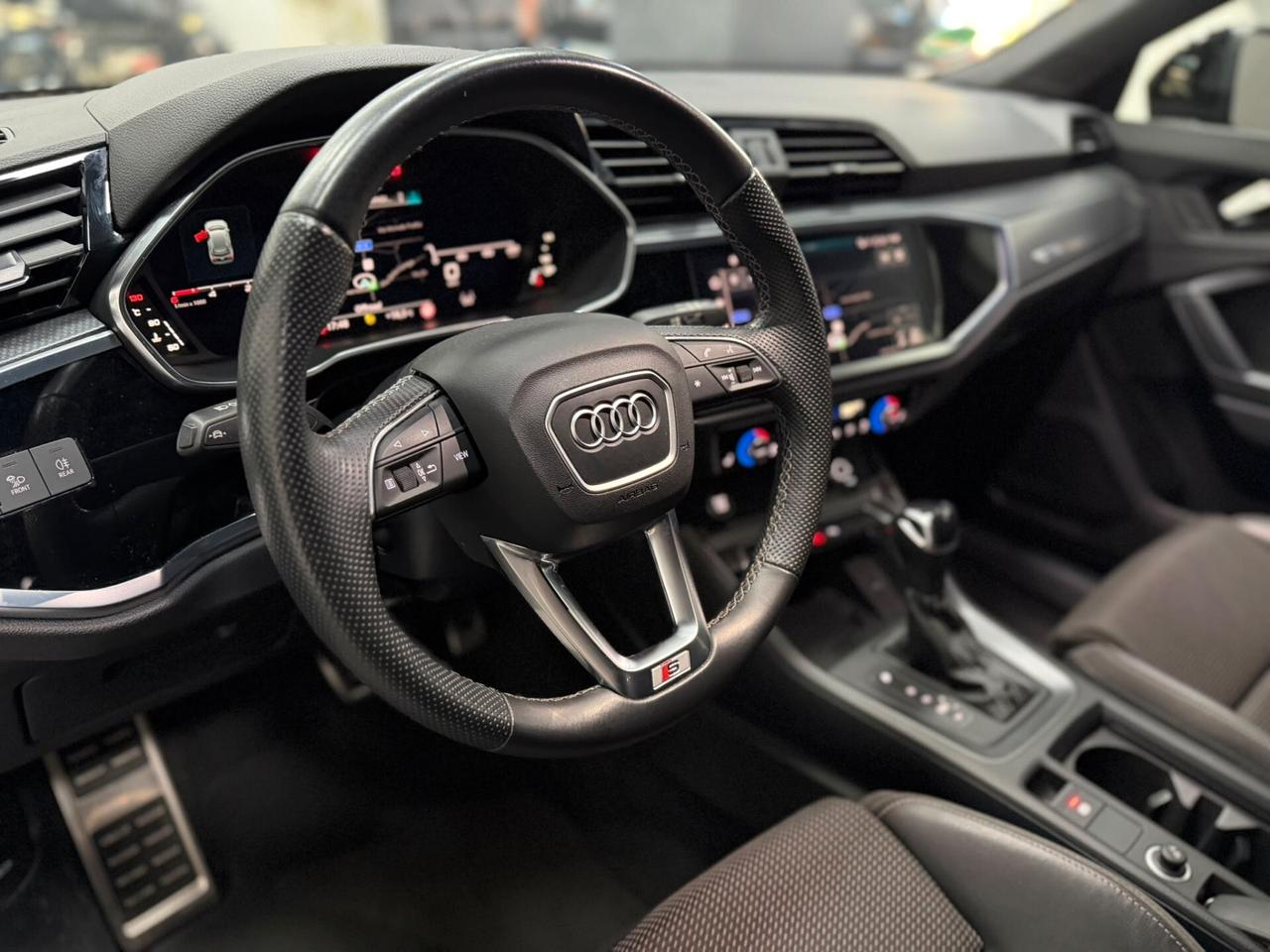 Audi Q3 SUV 35 TDI S tronic S-line