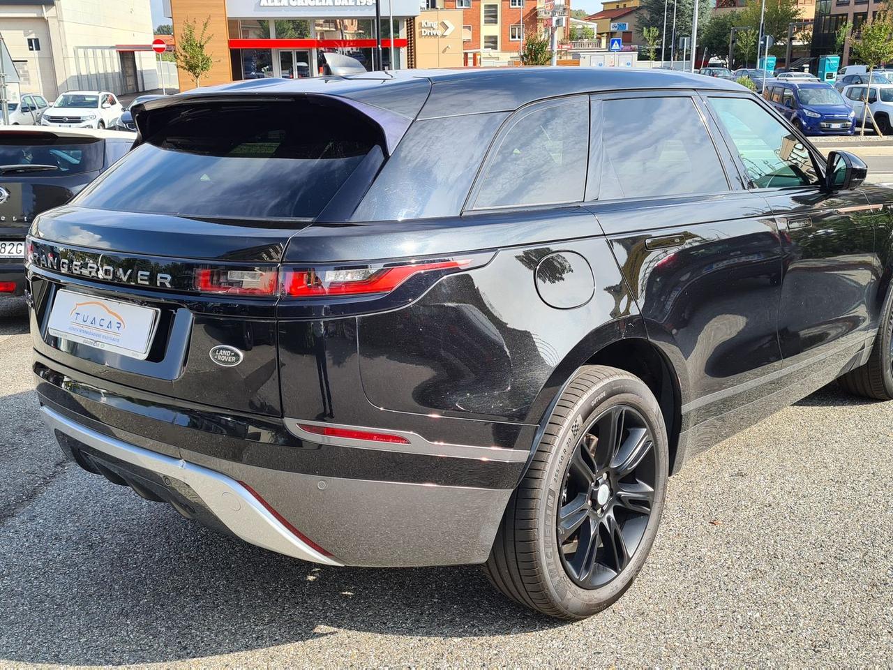 Land Rover Range Rover Velar IVA ESPOSTA Land Rover Range Rover Velar D 240 R-Dynamic