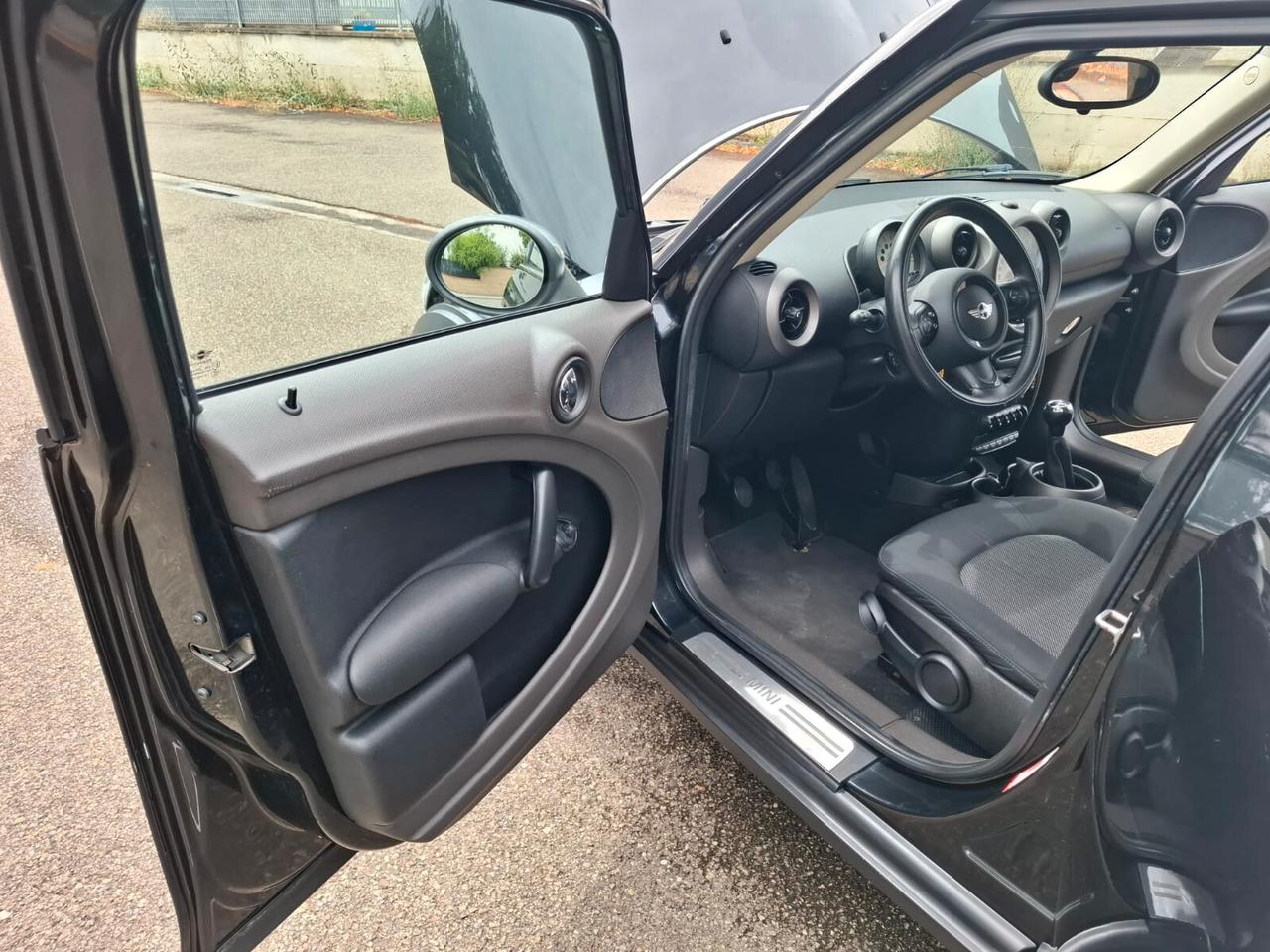 Mini Cooper D Countryman 1.6 SOLO 106.000 KM