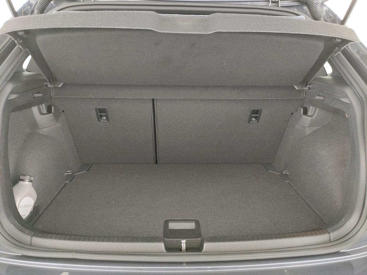 Volkswagen Polo 1.0 tsi r-line 110cv dsg