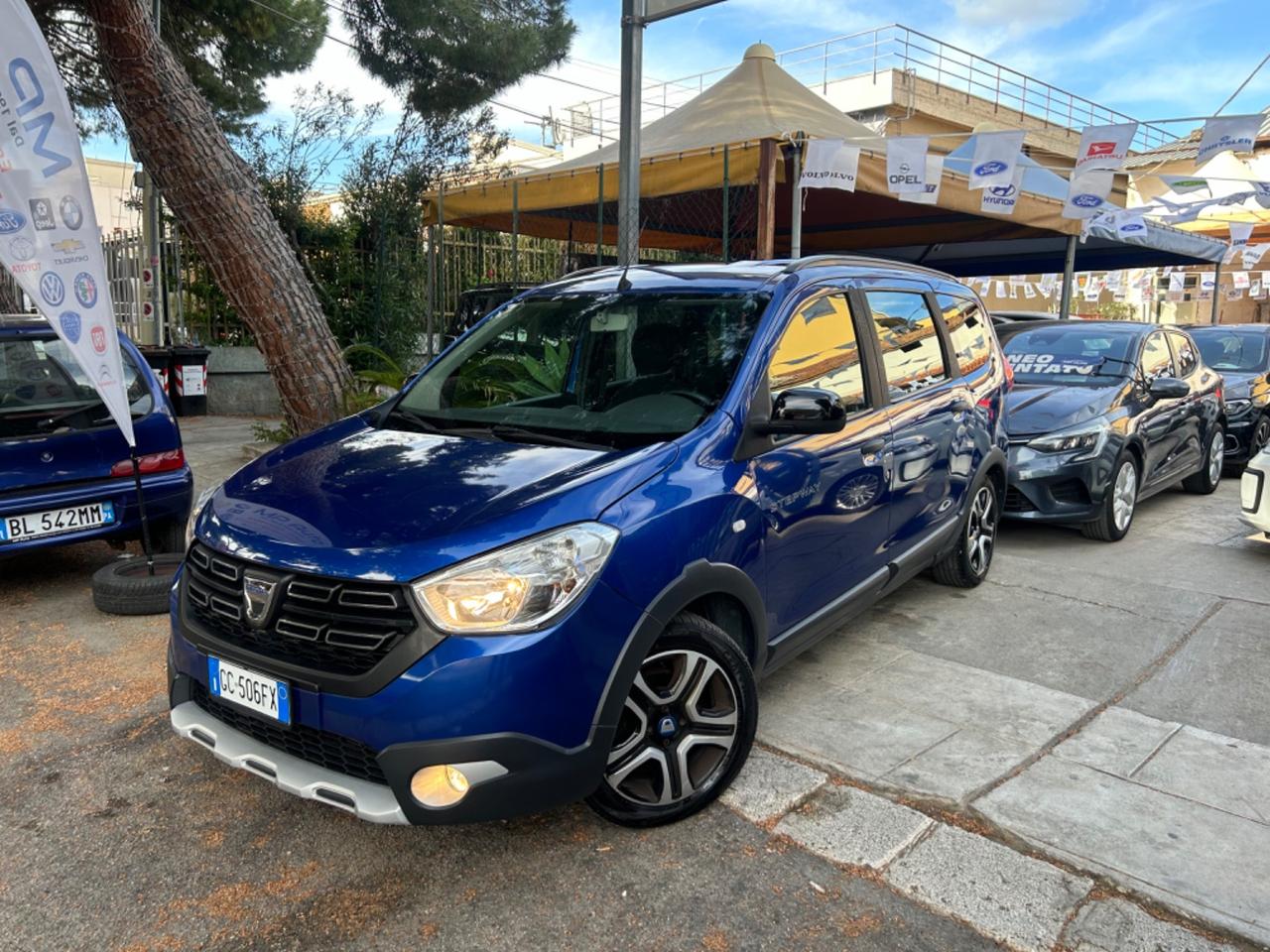 Dacia Lodgy Stepway 1.5 Blue dCi 8V 115CV 7 posti