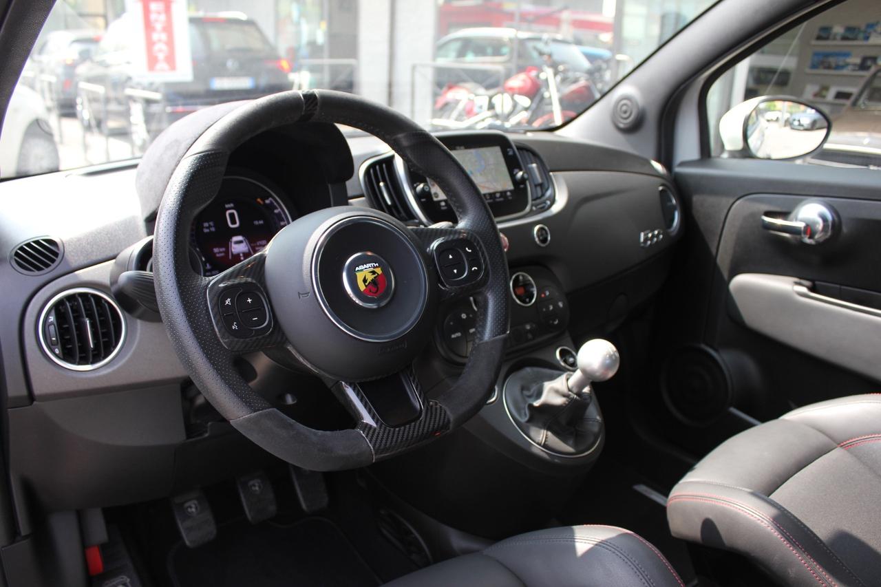 Abarth 595 1.4 Turbo T-Jet 180 CV Esseesse
