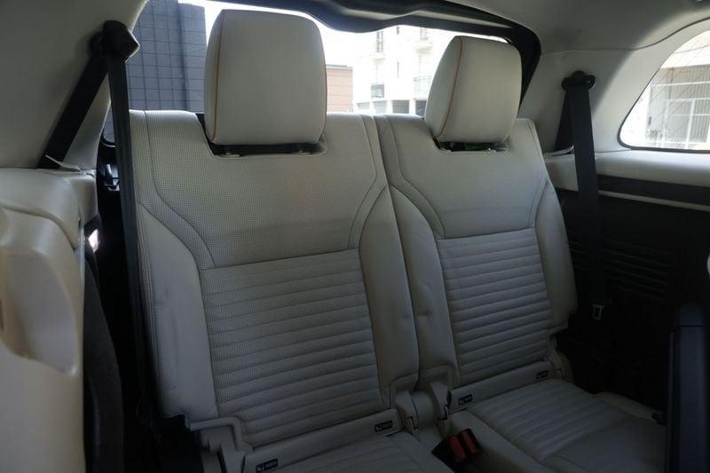Land Rover Discovery Land Rover Discovery 2.0 SD4 240 CV HSE Luxury 7 Posti Unicoproprietario