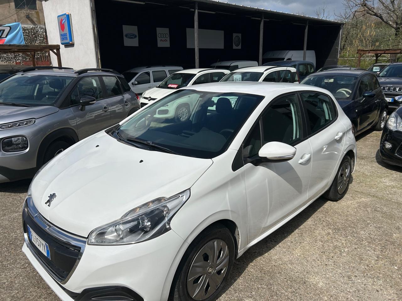 Peugeot 208 BlueHDi 75 5 porte Allure