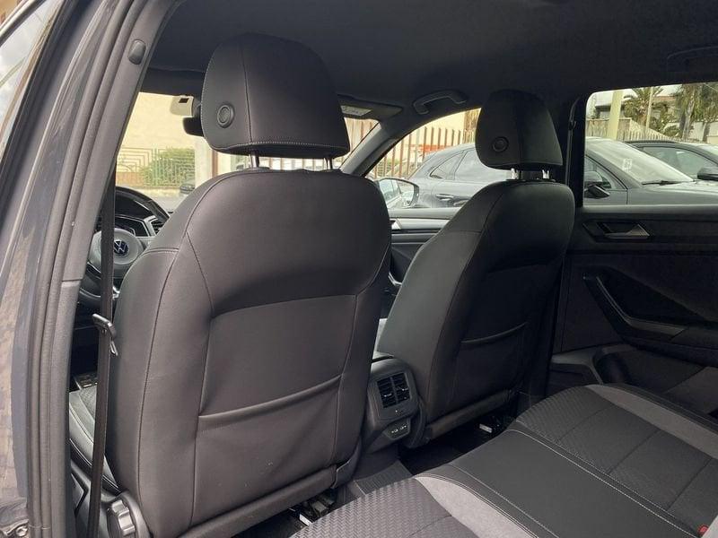 Volkswagen T-Roc Advanced 2.0 TDI 150CV DSG