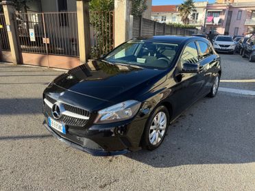 Mercedes-benz A 200 d Automatic Premium