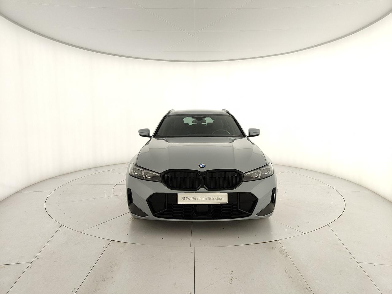 BMW 320d Touring mhev 48V xdrive MSport auto