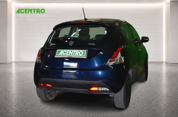 LANCIA Ypsilon 1.0 70cv Hybrid Silver
