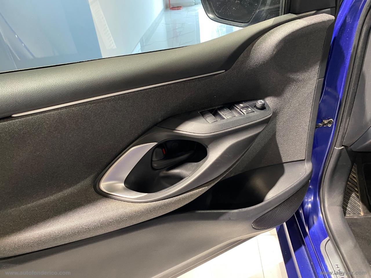 TOYOTA Yaris 1.5 Hybrid 5p. Trend