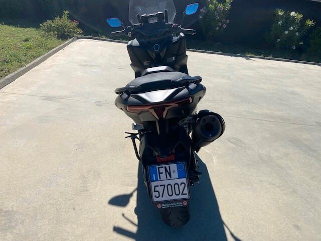 Yamaha T Max 560 TECH (M.Y 2024) 04-2025 KM 600