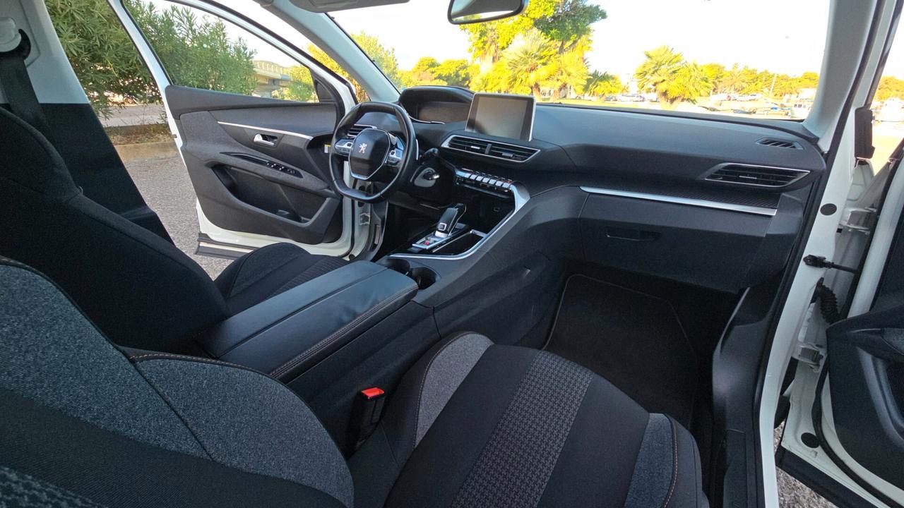Peugeot 3008 BlueHDi 120 S&S EAT6 Business