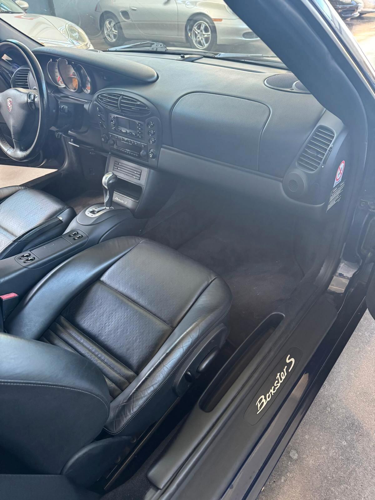 Porsche Boxster 3.2i 24V cat S