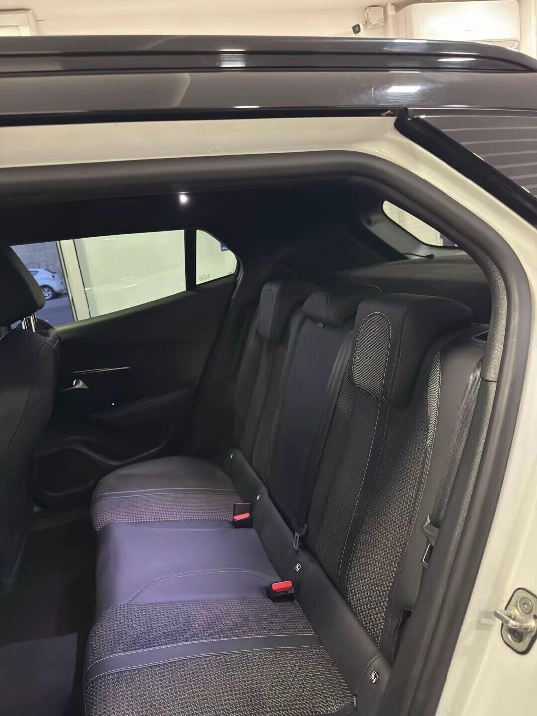 Peugeot 2008 PureTech 130 S&S EAT8 GT Line