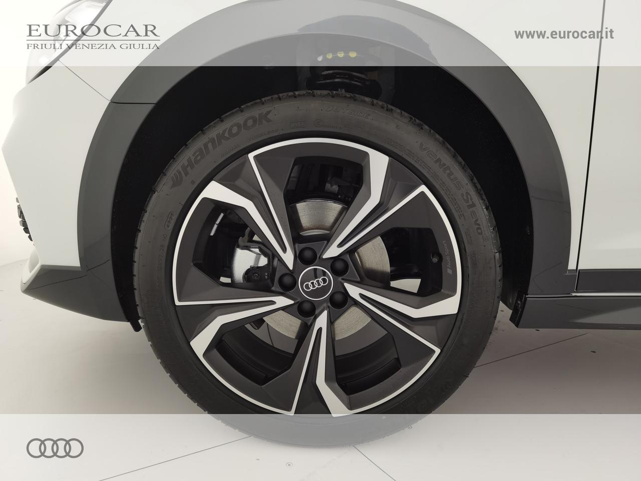 Audi A1 allstreet 30 1.0 tfsi identity contrast 110cv