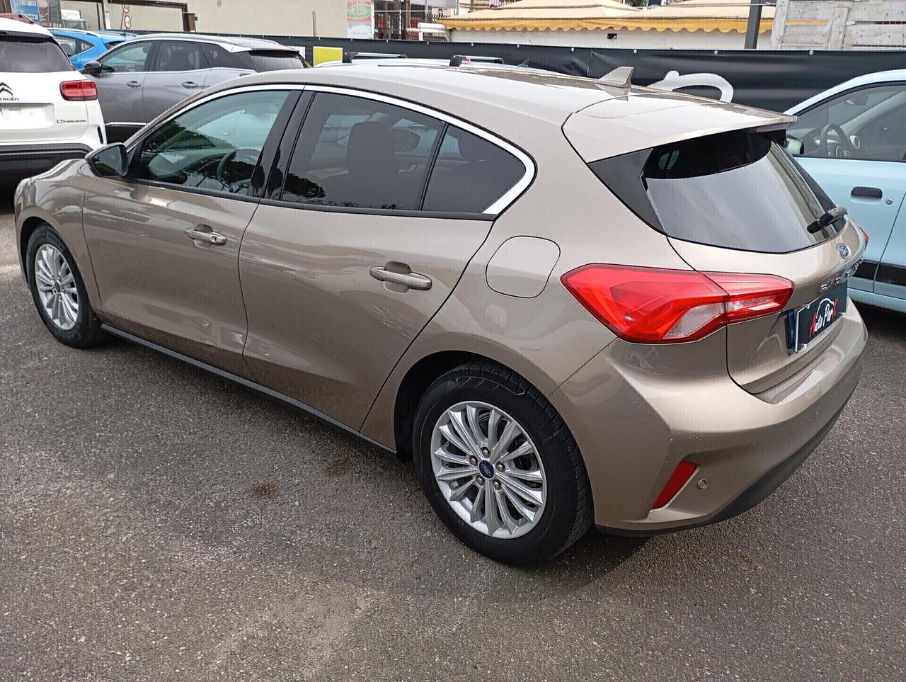 Ford Focus 5P 1.0 EcoBoost 125CV Titanium Aut.