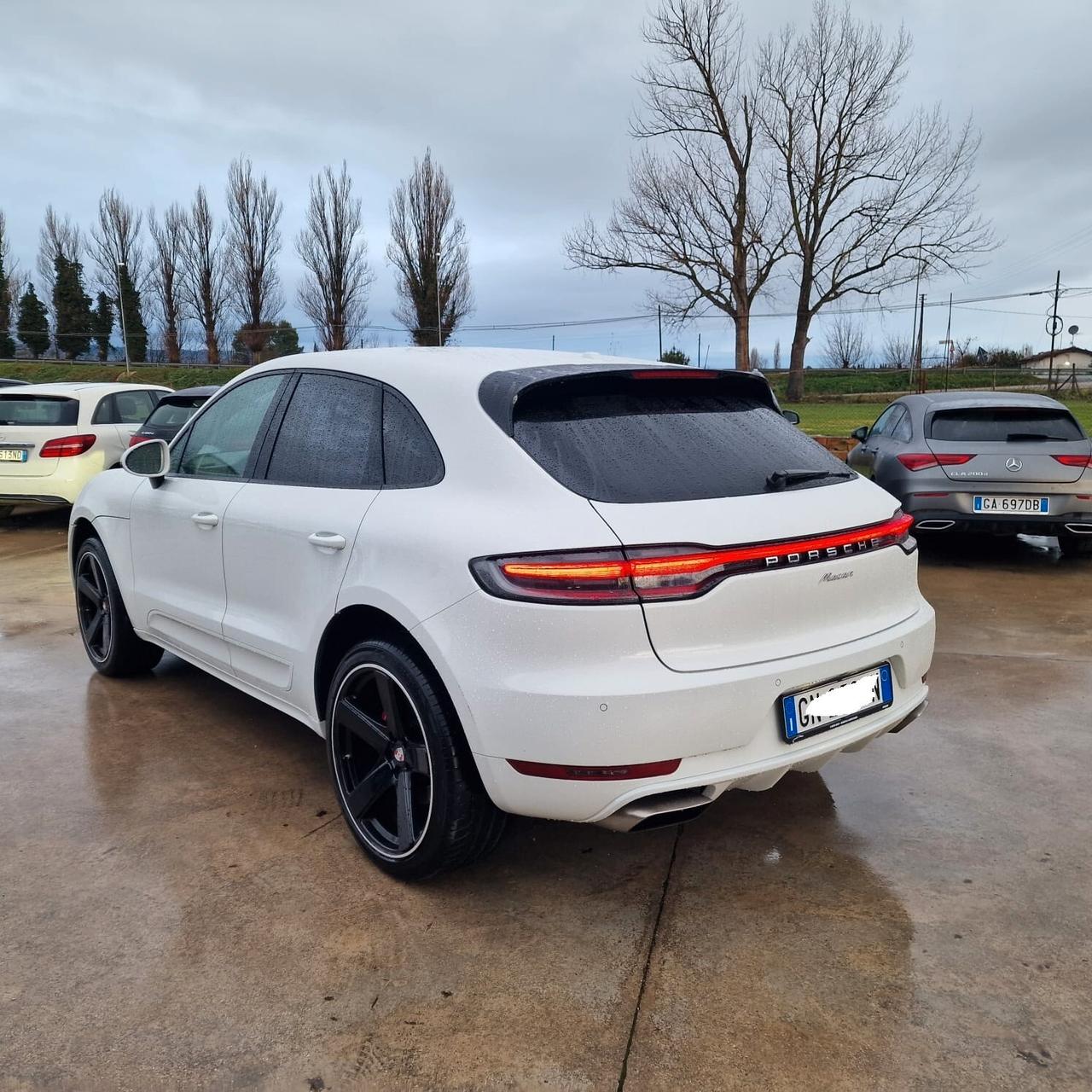 Porsche Macan I 2014 2.0 252cv pdk DA VETRIUNA
