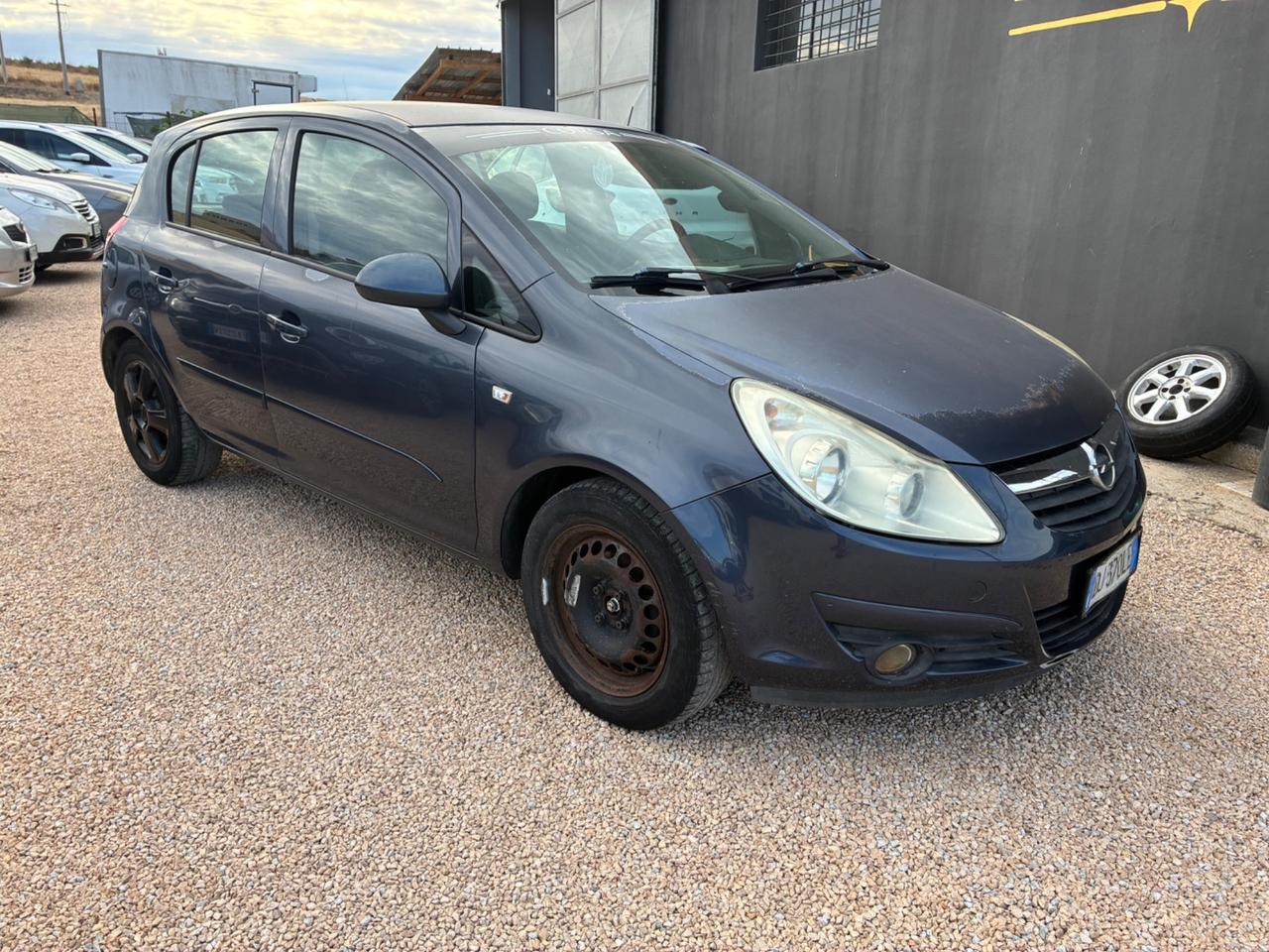 Opel Corsa 1.2 5 porte Cosmo