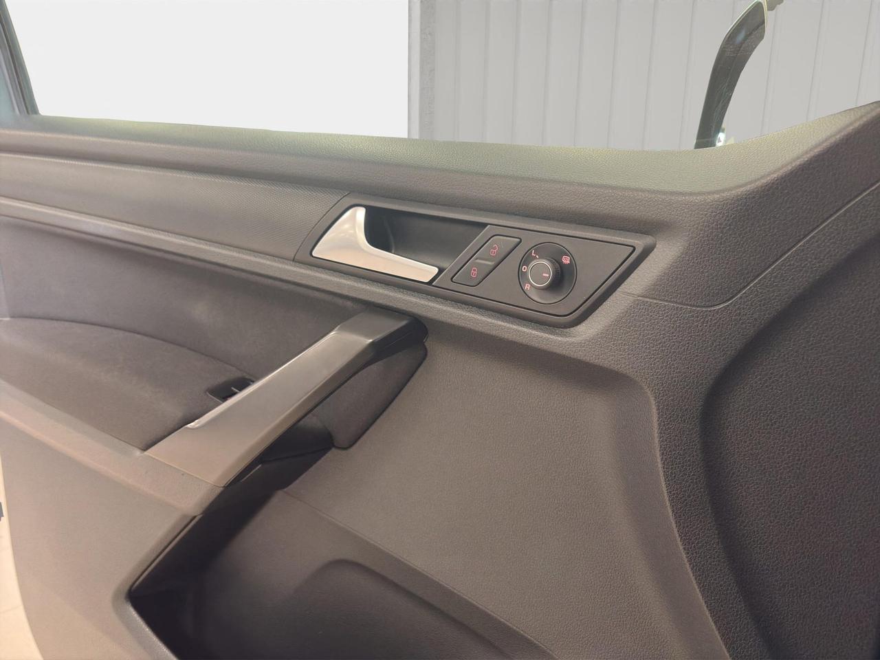 Volkswagen Caddy 2.0 tdi 122cv 4motion alltrack E6