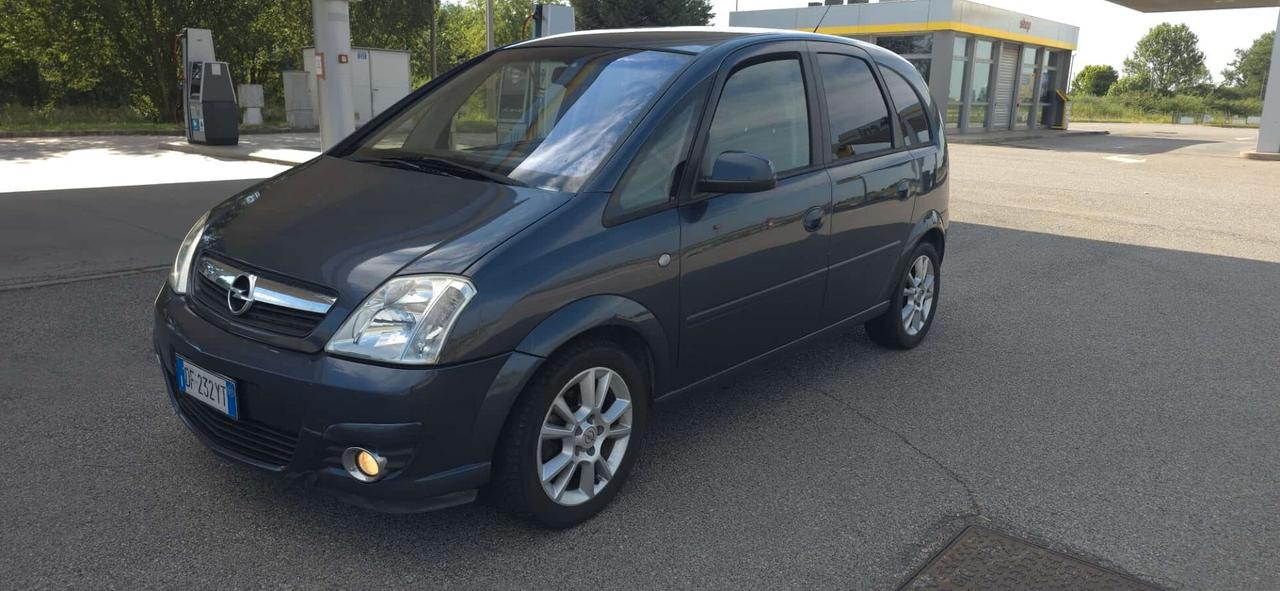 Opel Meriva 1.7 CDTI 101CV Cosmo