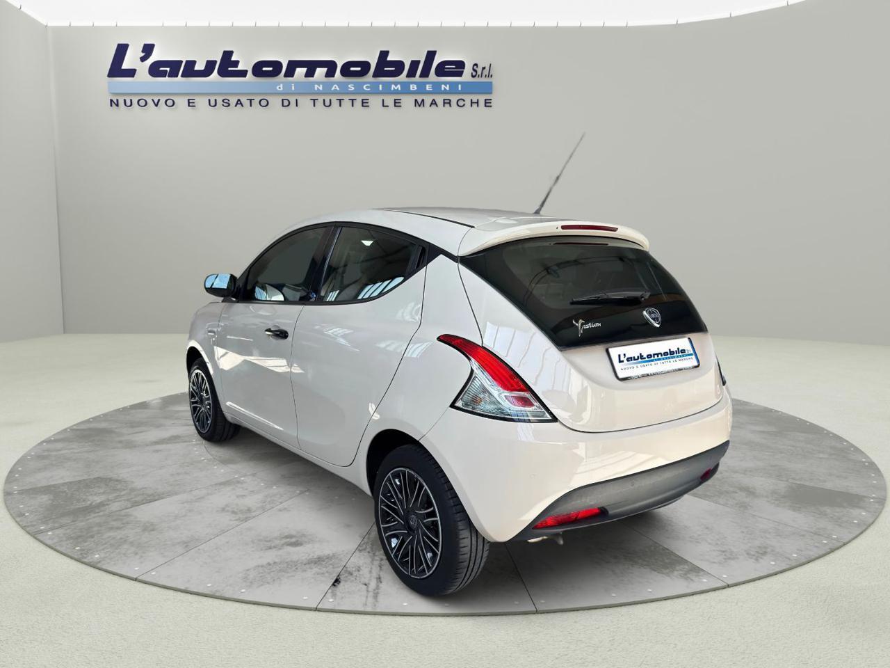 LANCIA Ypsilon 1.2 69 CV 5 porte Elefantino Blu