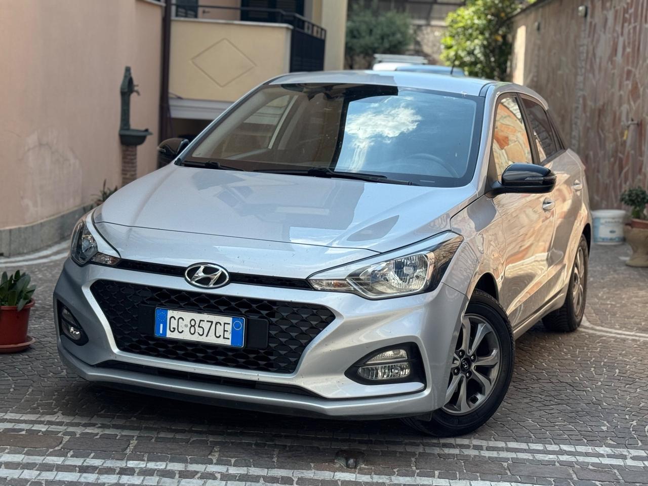 Hyundai i20 1.2 5 porte Econext Connectline