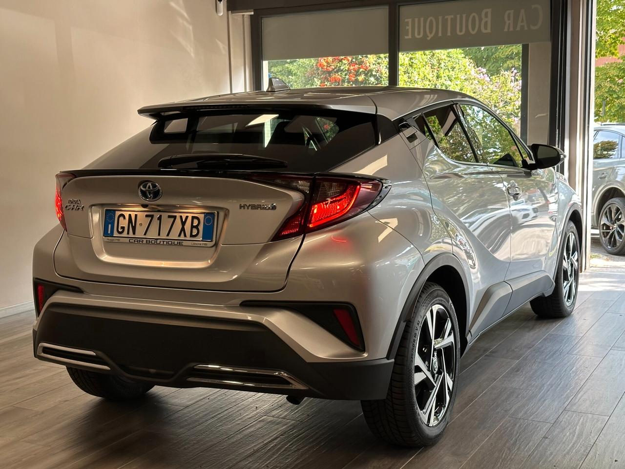 Toyota C-HR 2.0 Hybrid E-CVT Morebusiness