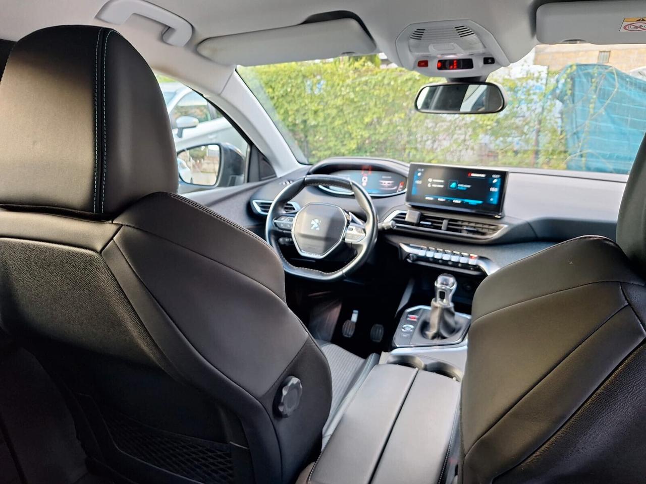 Peugeot 3008 BlueHDi 130 S&S Allure Pack