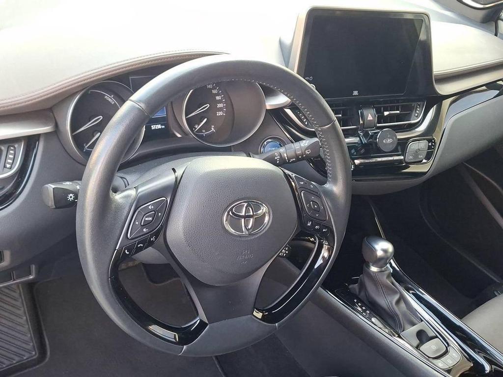 Toyota C-HR 2.0 Hybrid Lounge E-CVT