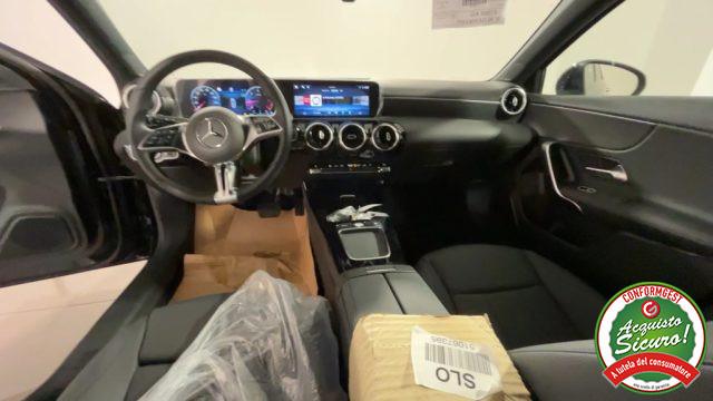 MERCEDES-BENZ A 180 d Automatic Advanced