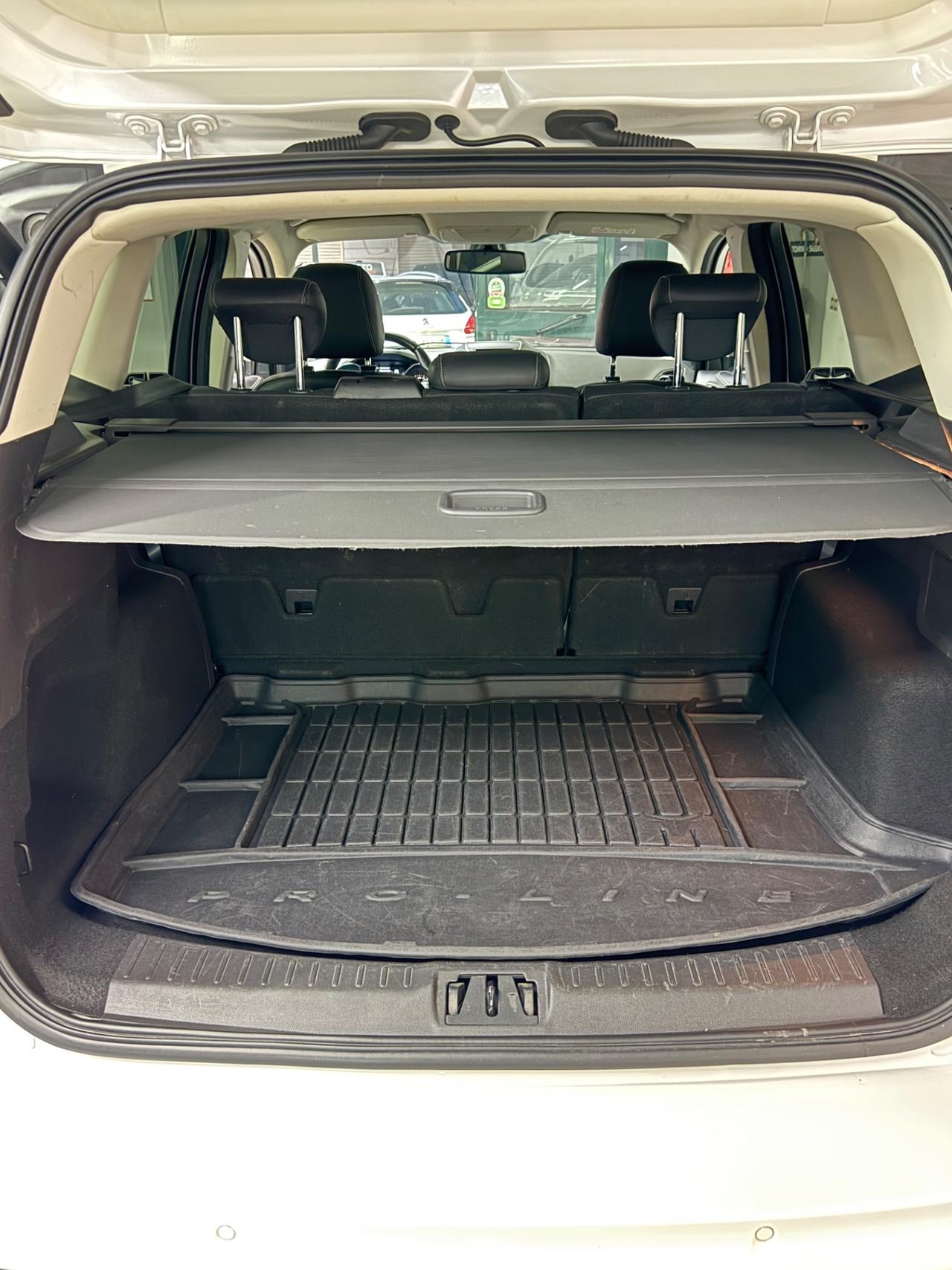 Ford Kuga 2.0 TDCI 150 CV S&S 4WD Vignale