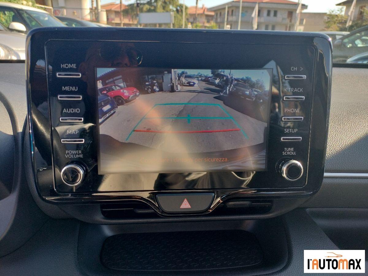 TOYOTA - Yaris 1.5h Business