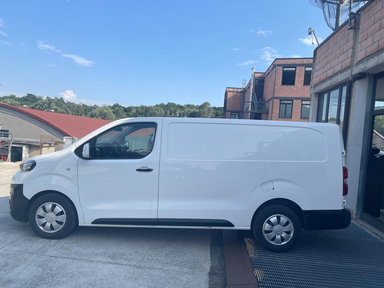 Peugeot Expert 2.0 BlueHDi 150 L3 Long IVA Esposta