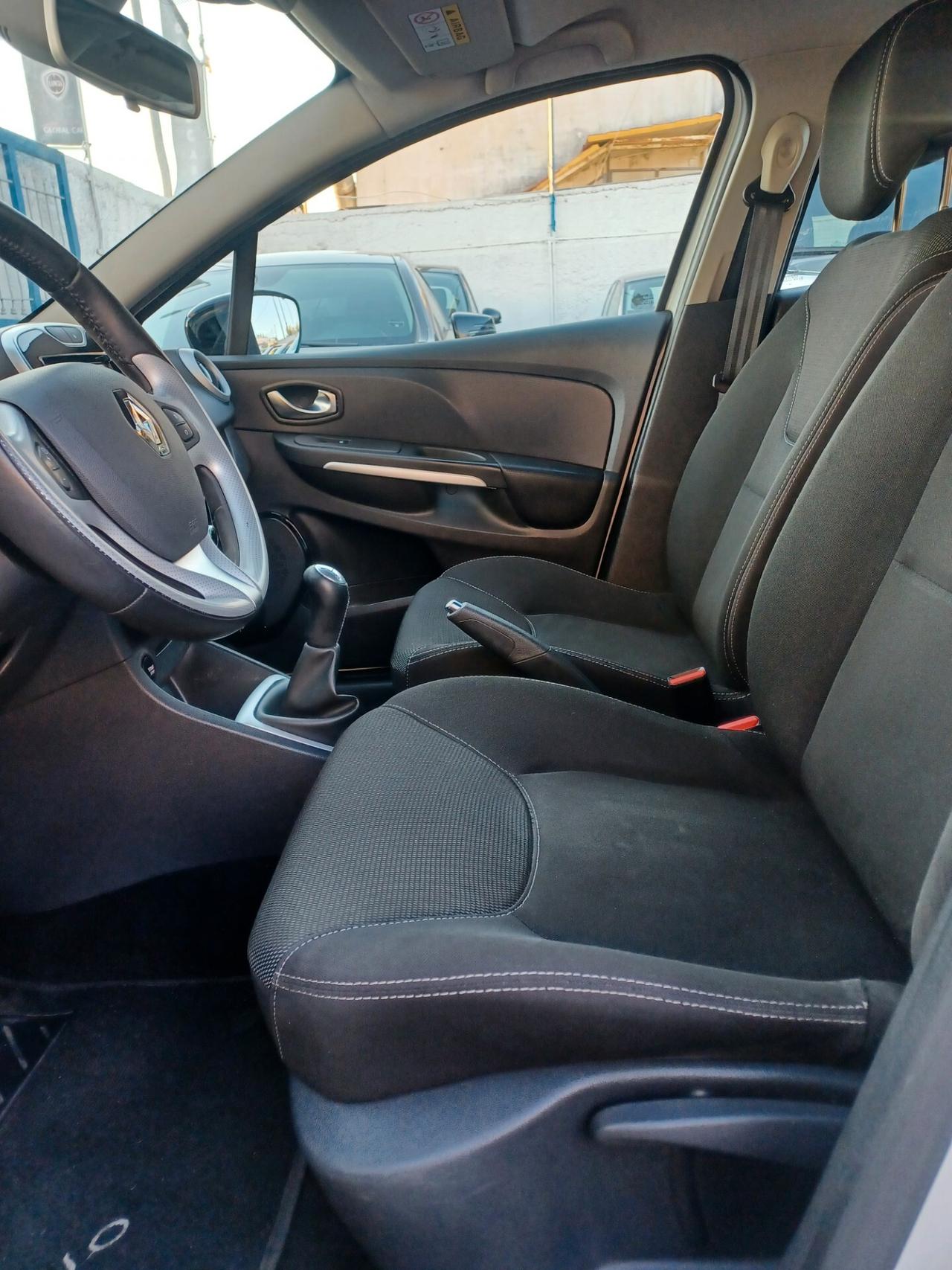 Renault Clio 1.5 DCI LED NAVI CAMERA 2016