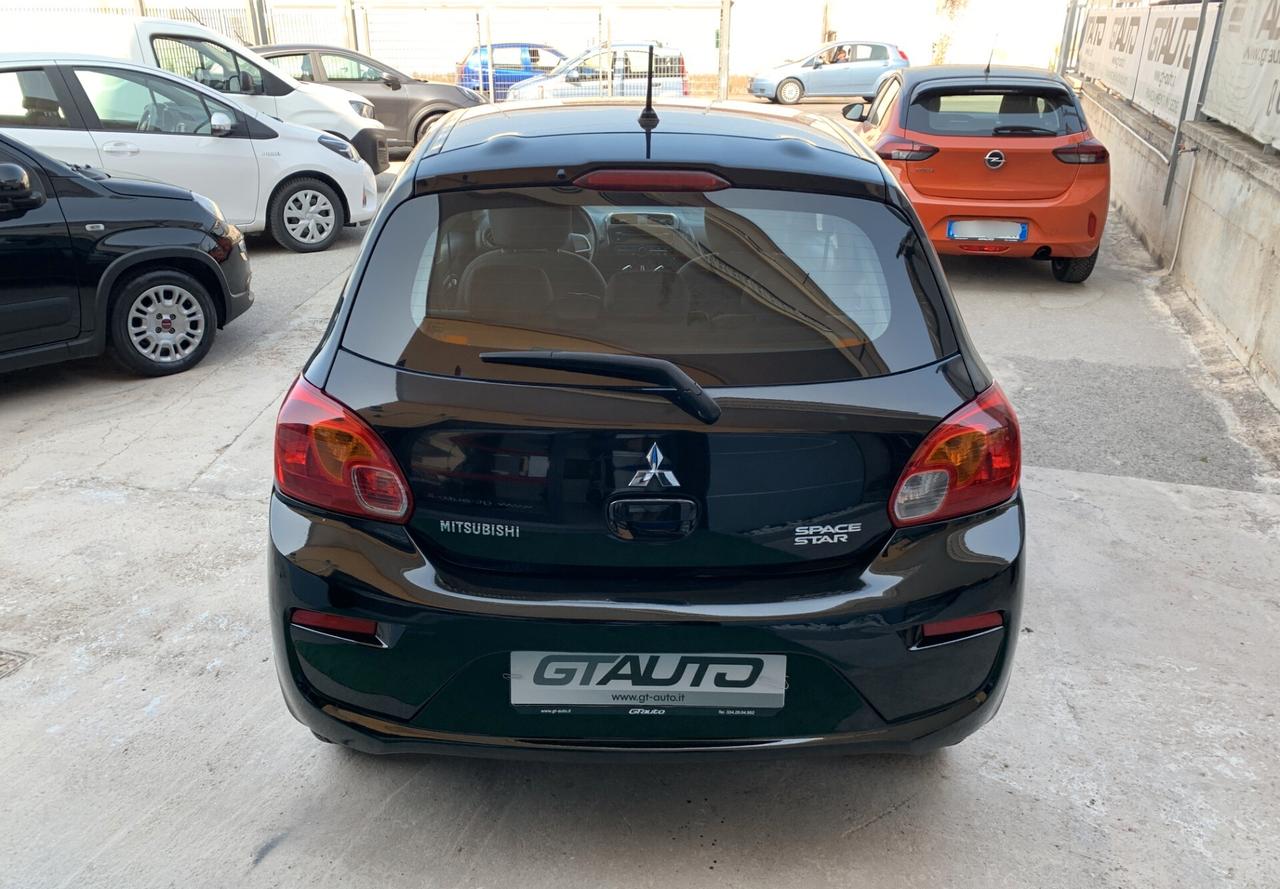 Mitsubishi Space Star 1.0cc. 17.000KM